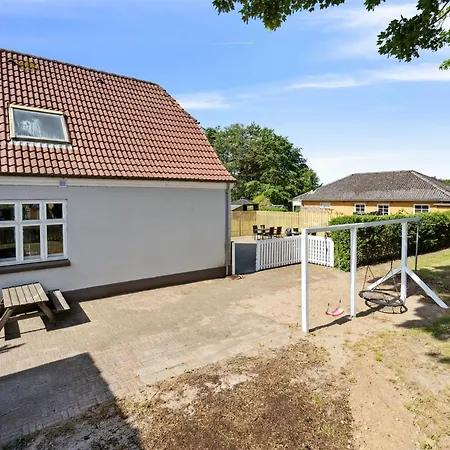 Vakantiehuis Essie - 20km From The Sea By Interhome *